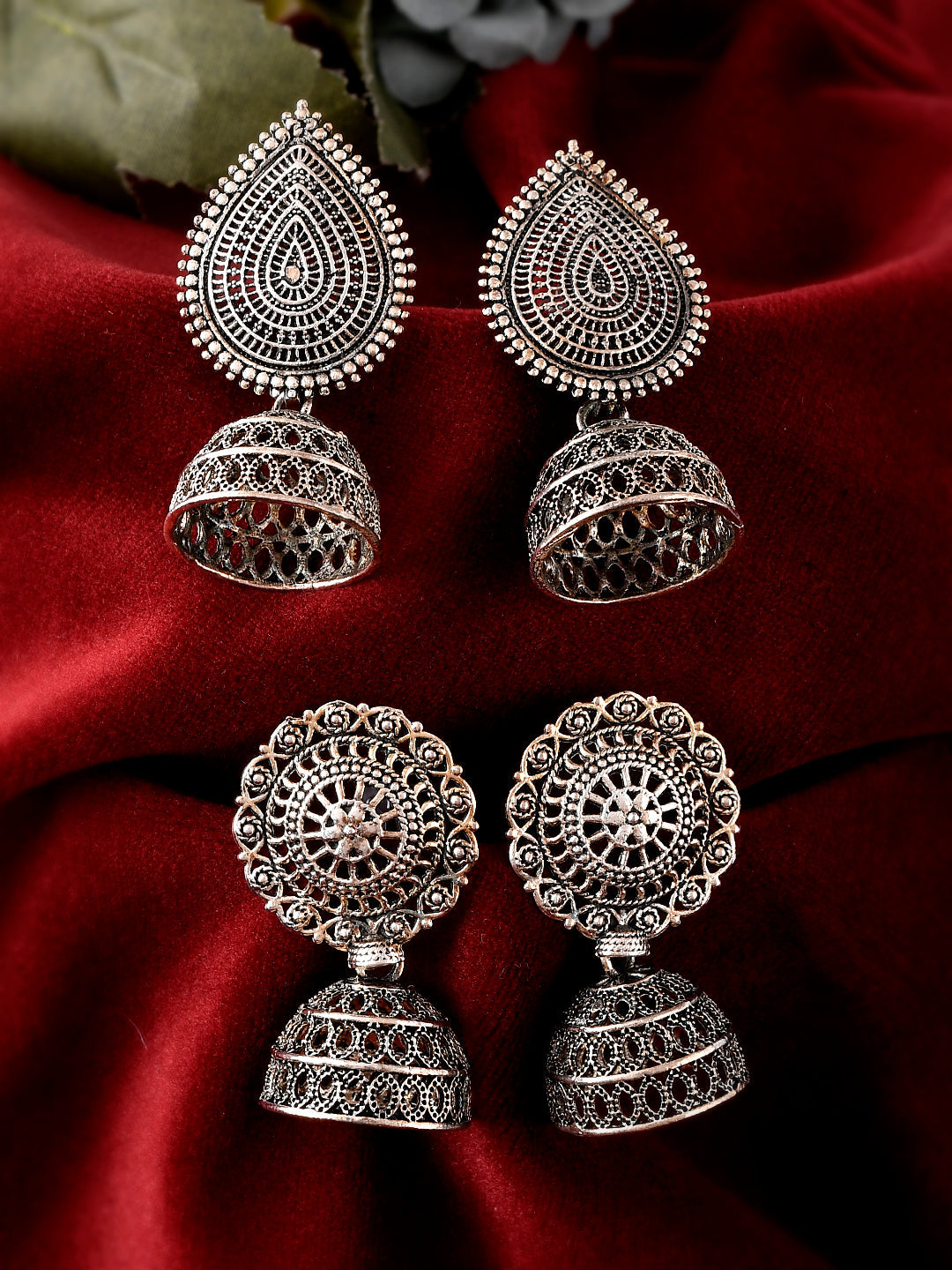Silver Toned Contemporary Jhumka Earrings
